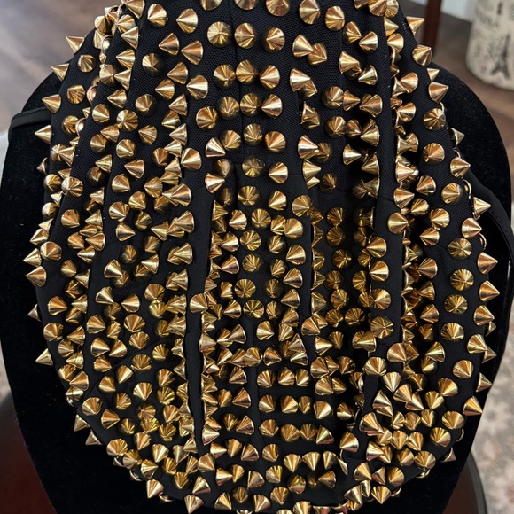 Black and Gold Studded Face Mask - Picture 5 of 5